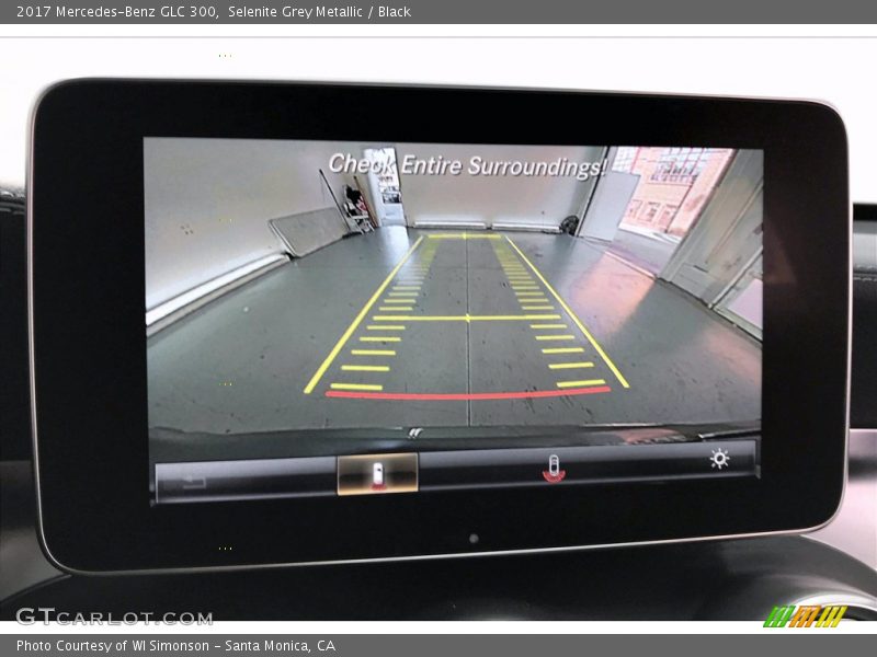 Selenite Grey Metallic / Black 2017 Mercedes-Benz GLC 300