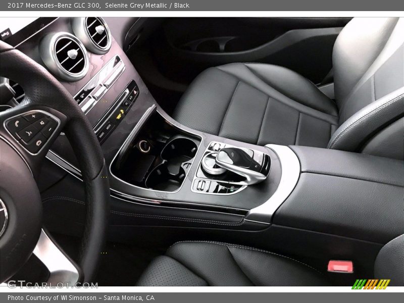 Selenite Grey Metallic / Black 2017 Mercedes-Benz GLC 300