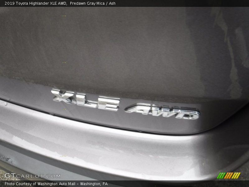 Predawn Gray Mica / Ash 2019 Toyota Highlander XLE AWD