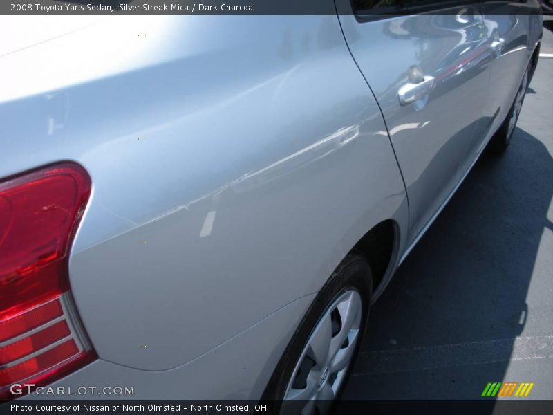 Silver Streak Mica / Dark Charcoal 2008 Toyota Yaris Sedan