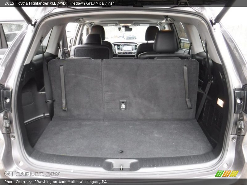Predawn Gray Mica / Ash 2019 Toyota Highlander XLE AWD