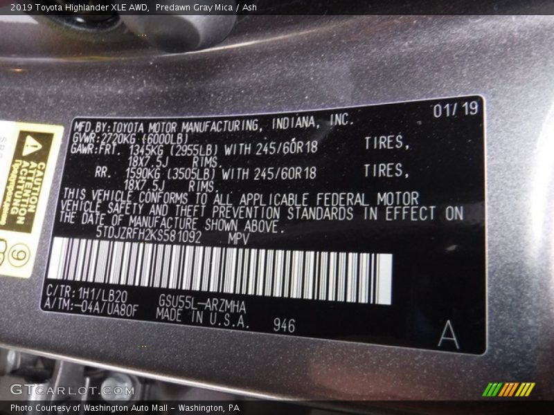 Predawn Gray Mica / Ash 2019 Toyota Highlander XLE AWD