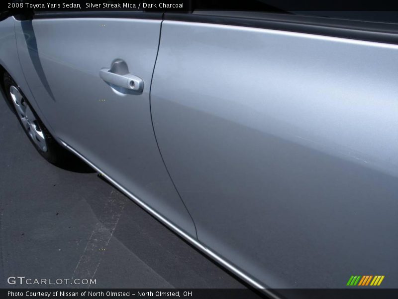 Silver Streak Mica / Dark Charcoal 2008 Toyota Yaris Sedan