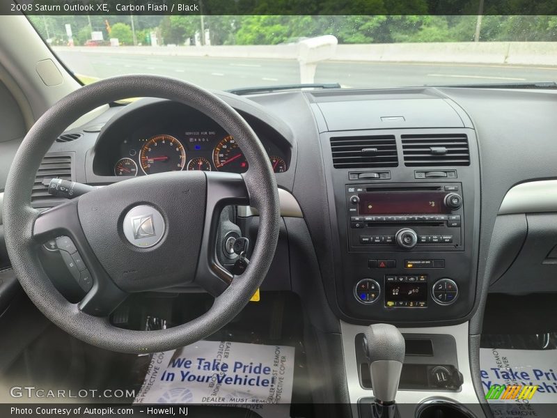 Carbon Flash / Black 2008 Saturn Outlook XE