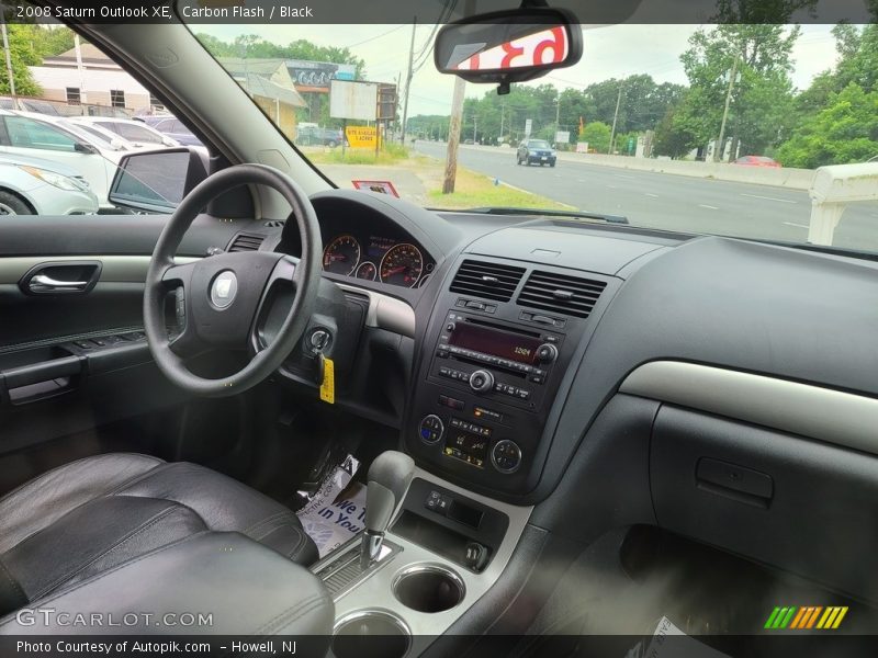 Carbon Flash / Black 2008 Saturn Outlook XE