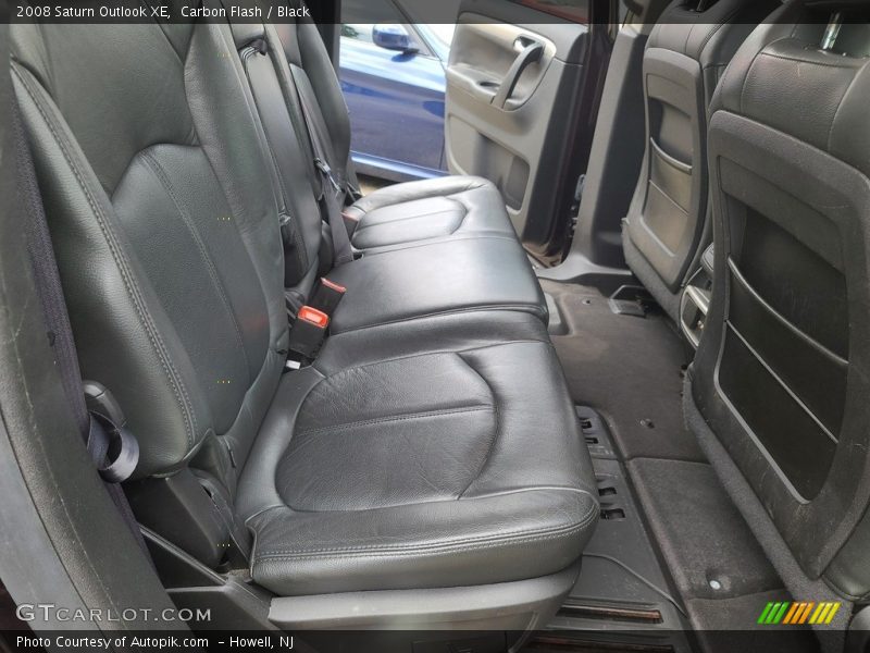 Carbon Flash / Black 2008 Saturn Outlook XE