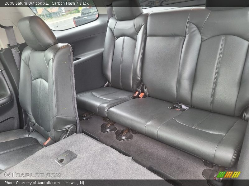 Carbon Flash / Black 2008 Saturn Outlook XE