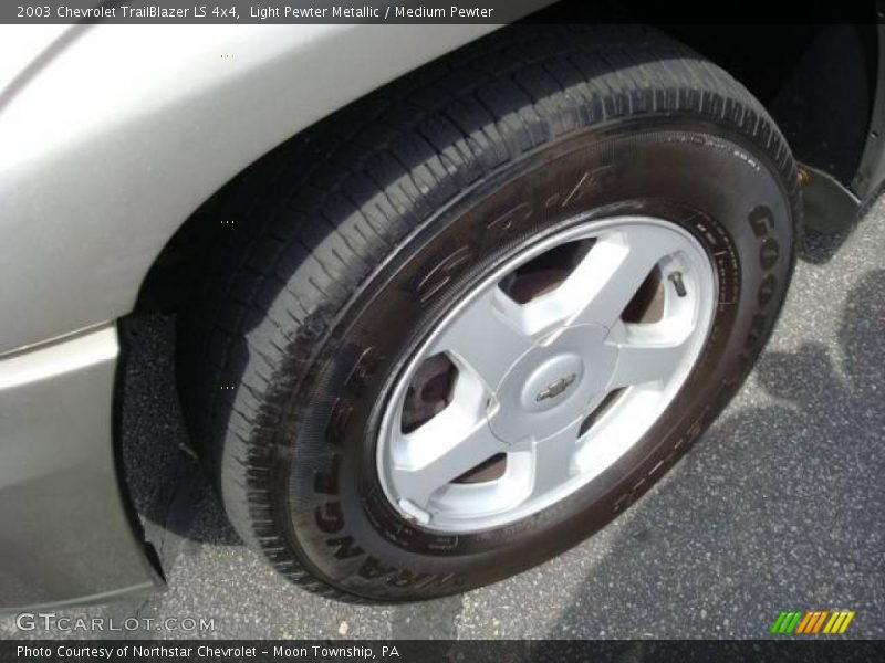 Light Pewter Metallic / Medium Pewter 2003 Chevrolet TrailBlazer LS 4x4
