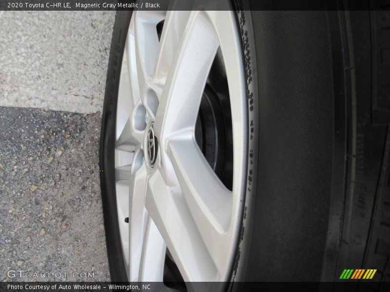 Magnetic Gray Metallic / Black 2020 Toyota C-HR LE