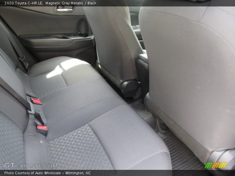 Magnetic Gray Metallic / Black 2020 Toyota C-HR LE