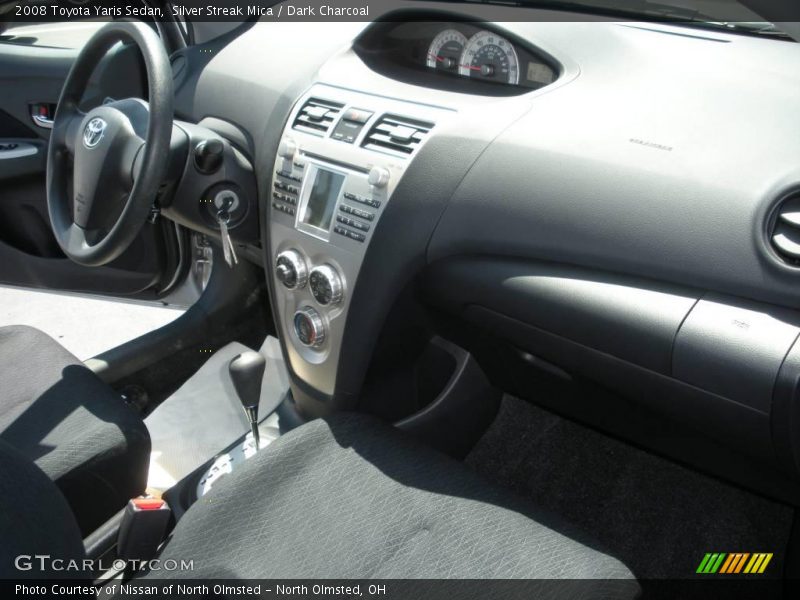 Silver Streak Mica / Dark Charcoal 2008 Toyota Yaris Sedan