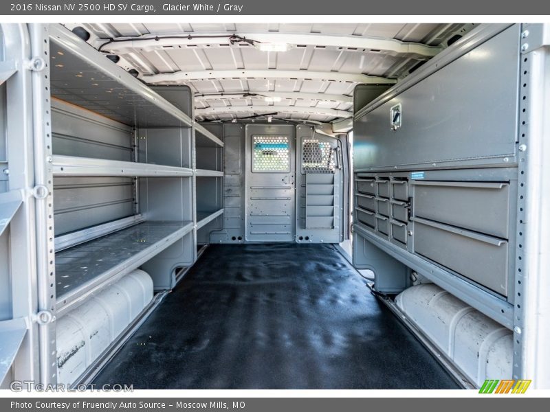  2016 NV 2500 HD SV Cargo Trunk