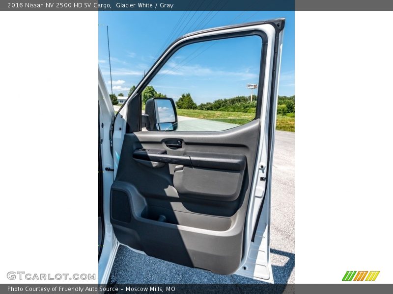 Glacier White / Gray 2016 Nissan NV 2500 HD SV Cargo