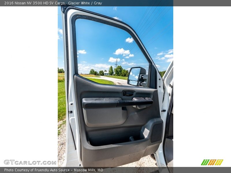 Glacier White / Gray 2016 Nissan NV 3500 HD SV Cargo