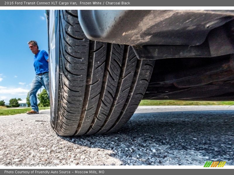 Frozen White / Charcoal Black 2016 Ford Transit Connect XLT Cargo Van