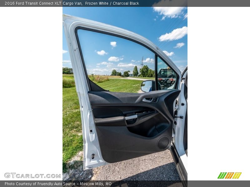 Frozen White / Charcoal Black 2016 Ford Transit Connect XLT Cargo Van