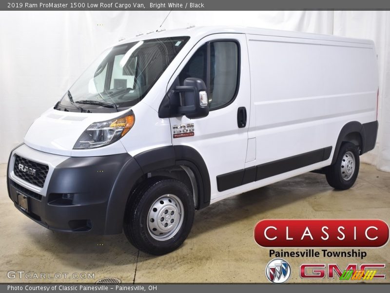 Bright White / Black 2019 Ram ProMaster 1500 Low Roof Cargo Van