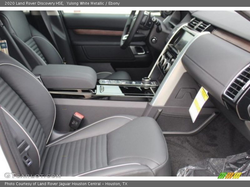 Yulong White Metallic / Ebony 2020 Land Rover Discovery HSE