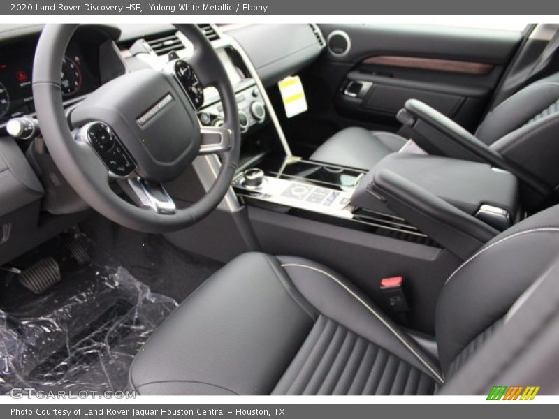 Yulong White Metallic / Ebony 2020 Land Rover Discovery HSE