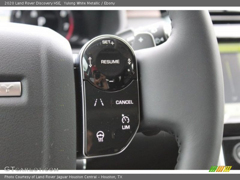 Yulong White Metallic / Ebony 2020 Land Rover Discovery HSE