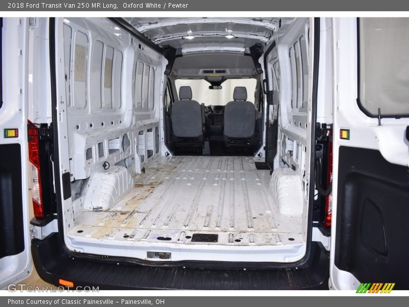 Oxford White / Pewter 2018 Ford Transit Van 250 MR Long