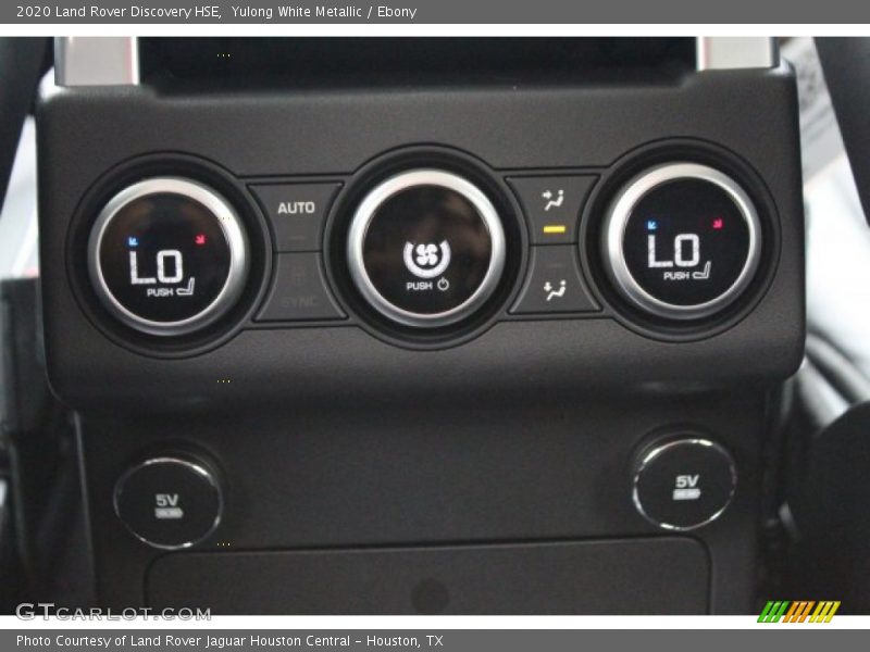 Yulong White Metallic / Ebony 2020 Land Rover Discovery HSE
