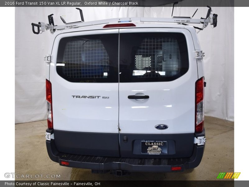 Oxford White / Charcoal Black 2016 Ford Transit 150 Van XL LR Regular