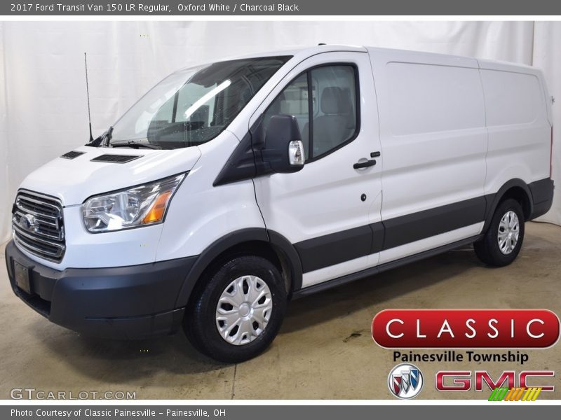 Oxford White / Charcoal Black 2017 Ford Transit Van 150 LR Regular