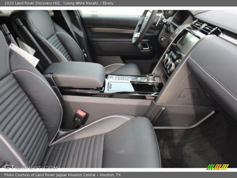 Yulong White Metallic / Ebony 2020 Land Rover Discovery HSE