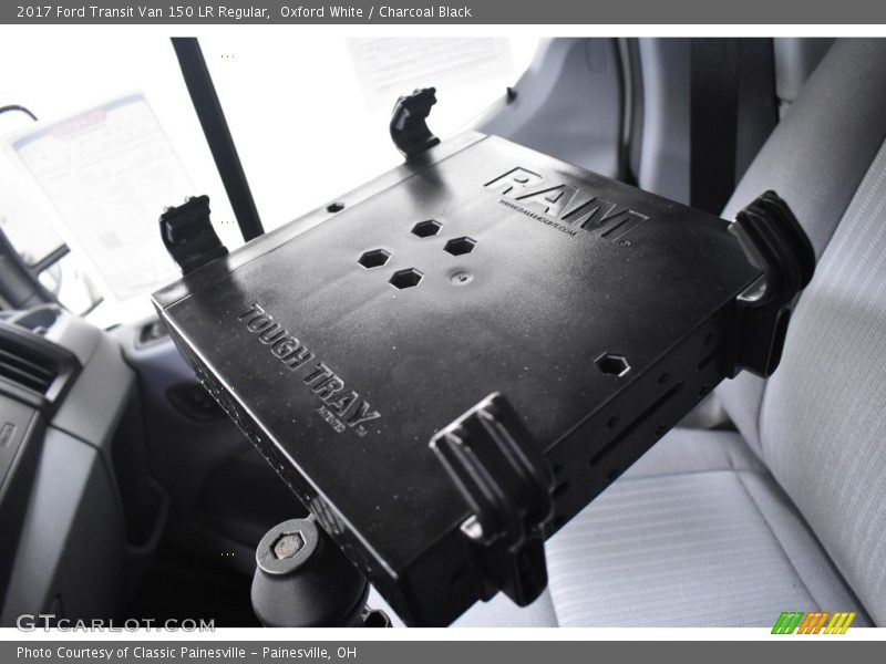 Oxford White / Charcoal Black 2017 Ford Transit Van 150 LR Regular
