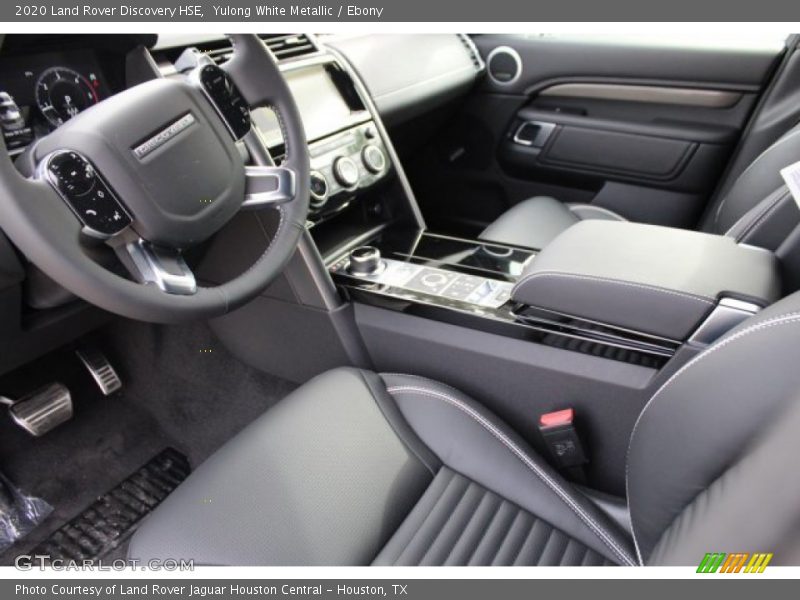 Yulong White Metallic / Ebony 2020 Land Rover Discovery HSE