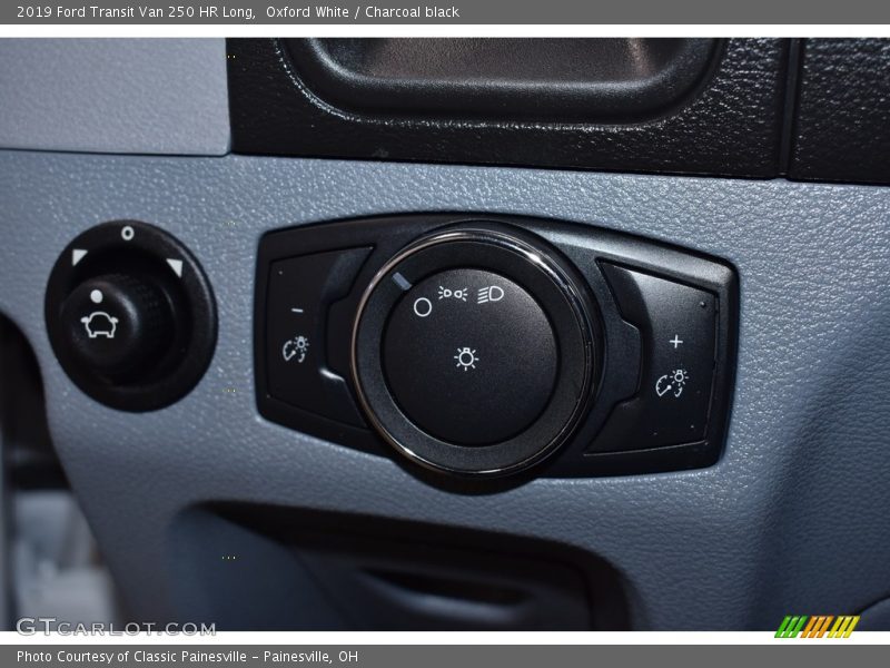 Oxford White / Charcoal black 2019 Ford Transit Van 250 HR Long
