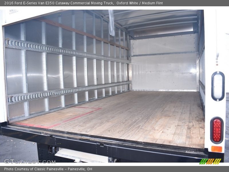 Oxford White / Medium Flint 2016 Ford E-Series Van E350 Cutaway Commercial Moving Truck