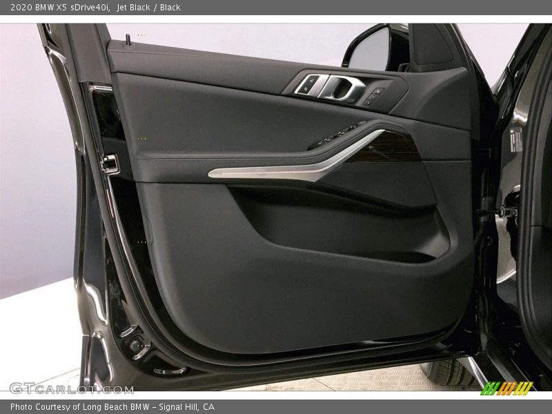 Jet Black / Black 2020 BMW X5 sDrive40i