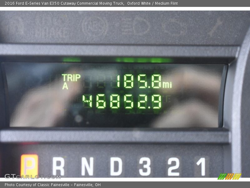 Oxford White / Medium Flint 2016 Ford E-Series Van E350 Cutaway Commercial Moving Truck
