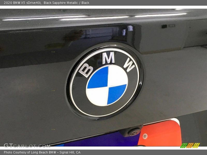Black Sapphire Metallic / Black 2020 BMW X5 sDrive40i