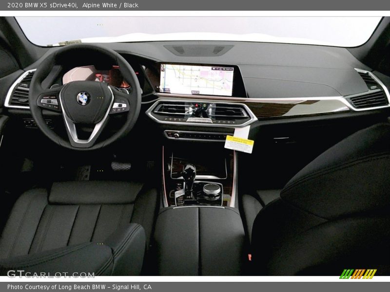 Alpine White / Black 2020 BMW X5 sDrive40i