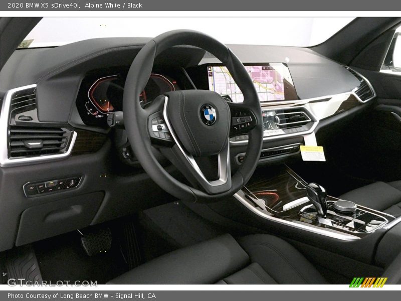 Alpine White / Black 2020 BMW X5 sDrive40i