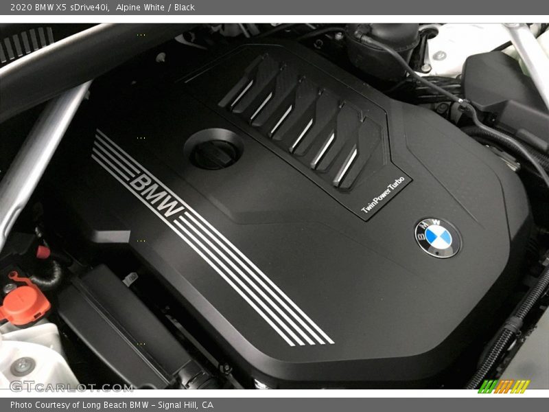 Alpine White / Black 2020 BMW X5 sDrive40i