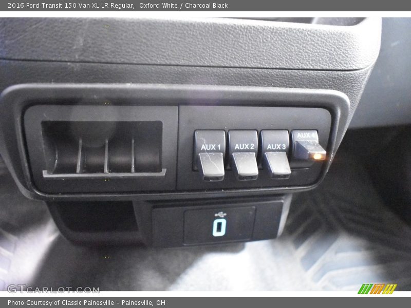 Controls of 2016 Transit 150 Van XL LR Regular