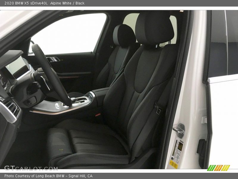 Alpine White / Black 2020 BMW X5 sDrive40i