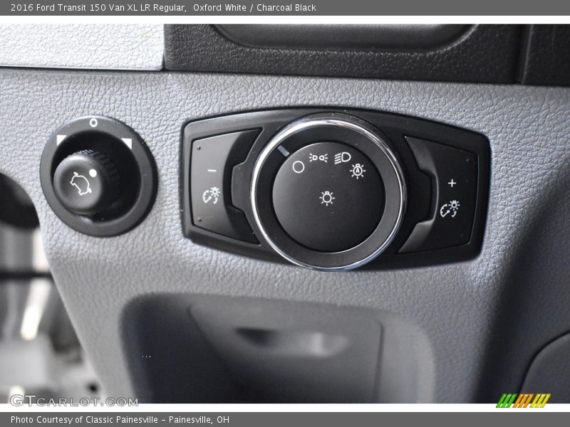 Oxford White / Charcoal Black 2016 Ford Transit 150 Van XL LR Regular