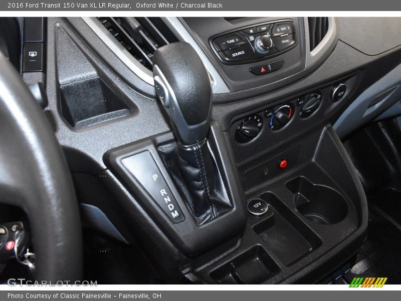 Oxford White / Charcoal Black 2016 Ford Transit 150 Van XL LR Regular
