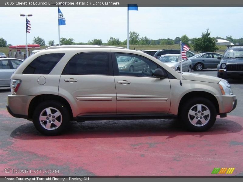 Sandstone Metallic / Light Cashmere 2005 Chevrolet Equinox LT