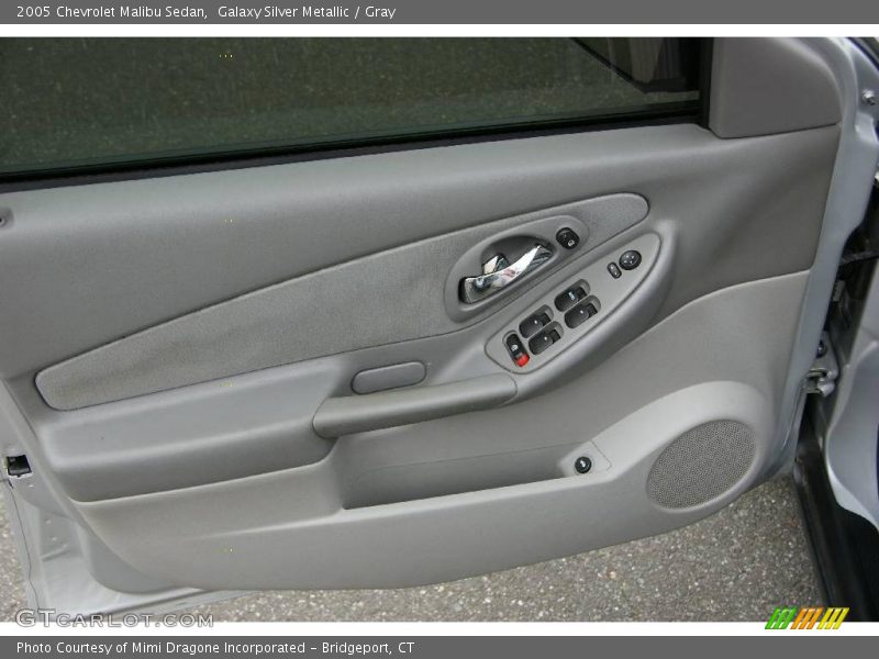 Galaxy Silver Metallic / Gray 2005 Chevrolet Malibu Sedan