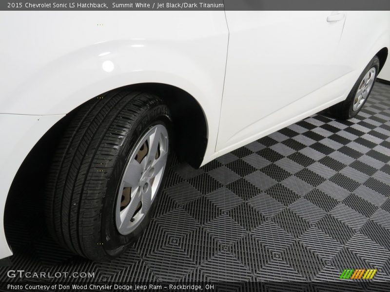 Summit White / Jet Black/Dark Titanium 2015 Chevrolet Sonic LS Hatchback