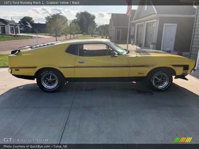 Grabber Yellow / Black 1971 Ford Mustang Mach 1