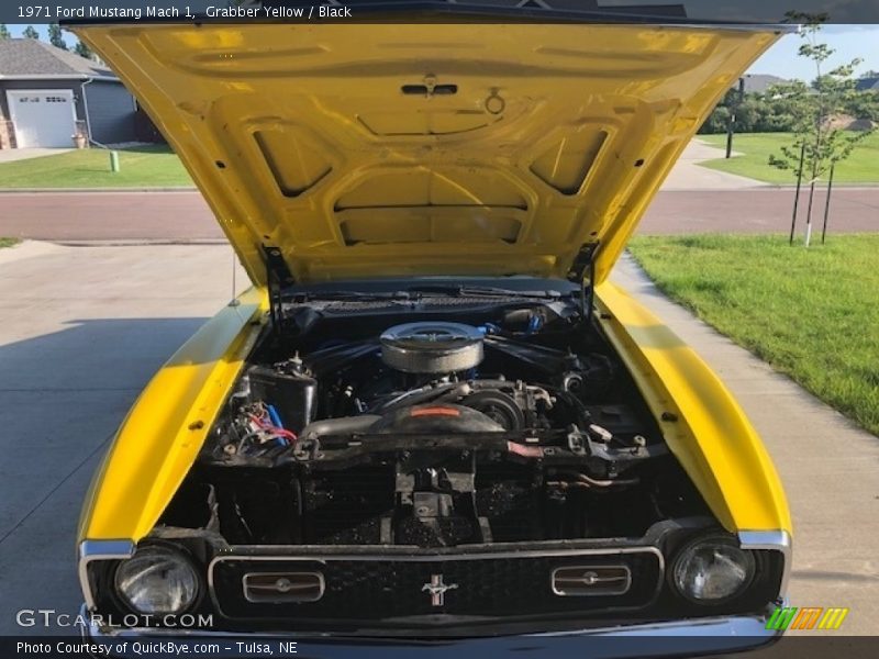 Grabber Yellow / Black 1971 Ford Mustang Mach 1