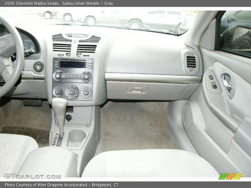 Galaxy Silver Metallic / Gray 2005 Chevrolet Malibu Sedan