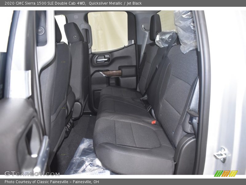 Quicksilver Metallic / Jet Black 2020 GMC Sierra 1500 SLE Double Cab 4WD